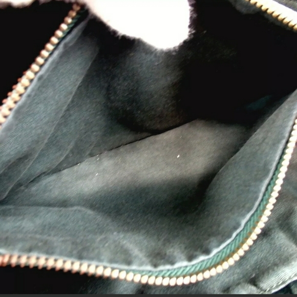 AUTHENTIC MOSHINO CHAIN SHOULDER HANDBAG - Picture 9 of 12